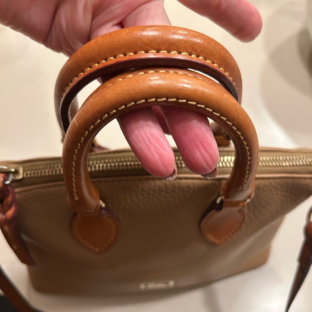 Dooney & Bourke Pebble Grain Small Zip Satchel Tan Leather w/ Strap - Picture 13 of 14